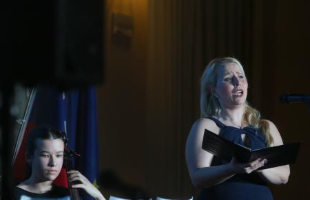 ONA ali ON 45 FOTO LJUBO VUKELIČ